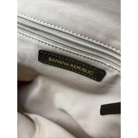 BANANA REPUBLIC Leather Large Duffle North/South Tote Dark Olive Green 2015 - Picture 15 of 16